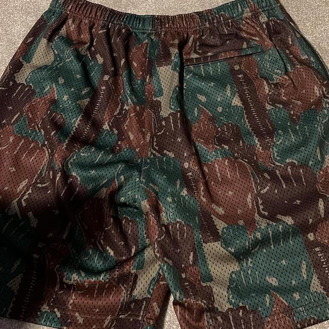 supreme x hardies nyc basketball shorts in camo -  M Men's Khaki Burgundy