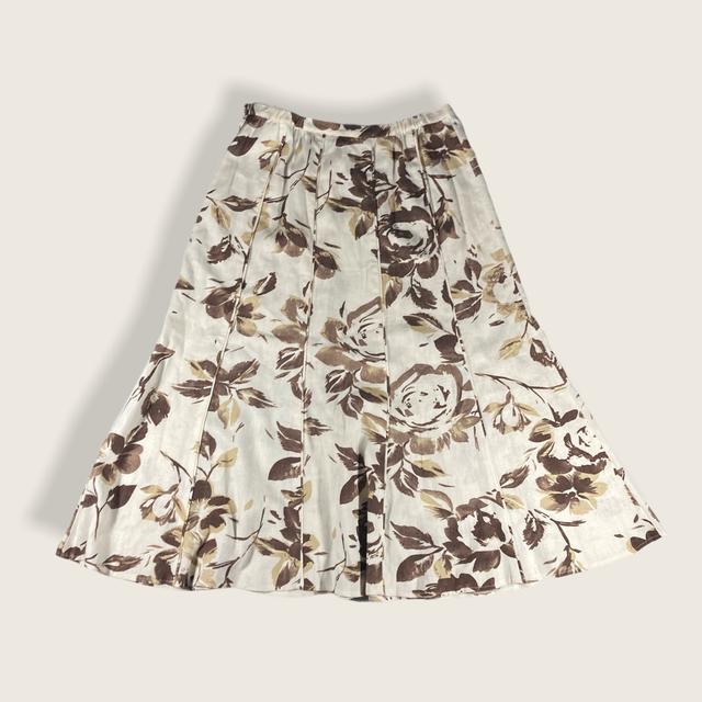 Beautiful white and beige floral skirt - Size 10 Women's