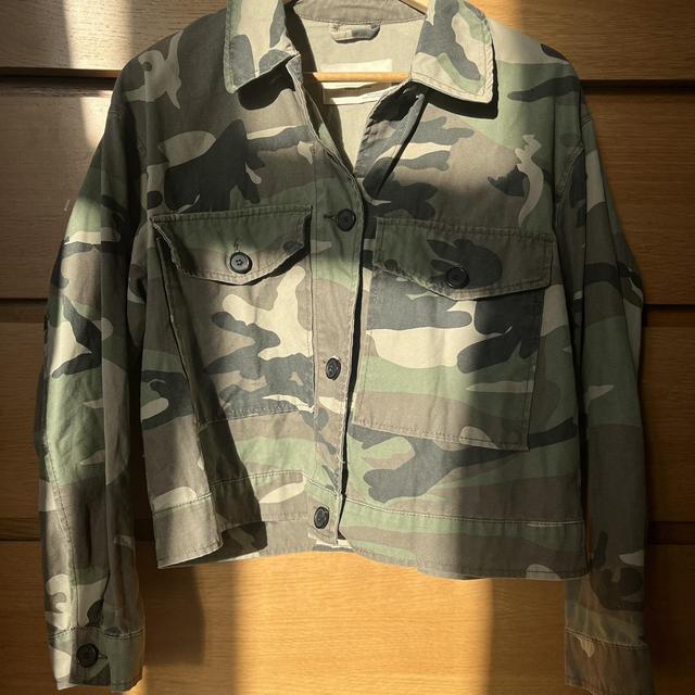 Green, Camouflage Print Denim Jacket # - Size 10 Women's  Khaki Khaki Khaki